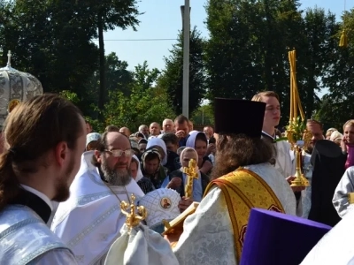 В день Престольного торжества соборного храма Новозыбковского благочиния, свой первый Архипастырский визит во град Новозыбков совершил Епископ Клинцовский и Трубчевский Владимир