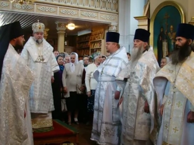 В день Престольного торжества соборного храма Новозыбковского благочиния, свой первый Архипастырский визит во град Новозыбков совершил Епископ Клинцовский и Трубчевский Владимир