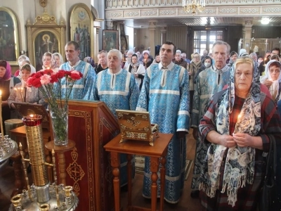 Еще молимся о упокоении воинов, жизнь свою на поле брани положивших!В день Сретения Господня, а также в день 34-ой годовщины вывода советских войск из Афганистана, в соборном храме Новозыбковского благочиния совершена панихида о всех воинах, погибших в локальных вооруженных конфликтах