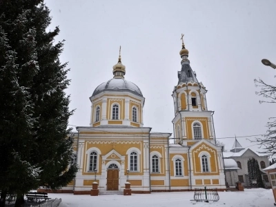 В день воспоминания первого (IV) и второго (452) обретения главы Иоанна Предтечи Епископ Клинцовский и Трубчевский Владимир совершил Литургию Преждеосвященных Даров в городе Новозыбкове