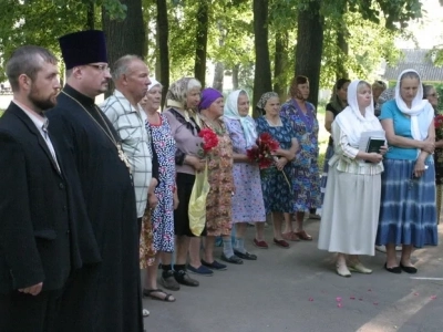 День памяти и скорби в селе Замишево Новозыбковского района: панихида о павших воинах