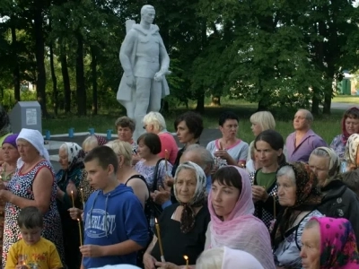 День памяти и скорби в селе Замишево Новозыбковского района: панихида о павших воинах