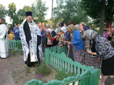 День памяти и скорби в селе Замишево Новозыбковского района: панихида о павших воинах