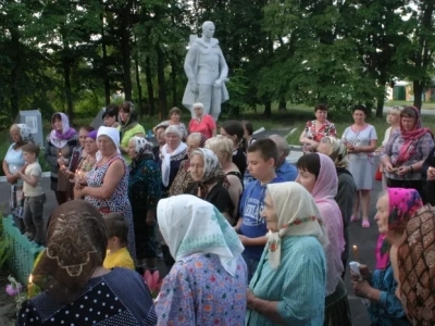 День памяти и скорби в селе Замишево Новозыбковского района: панихида о павших воинах