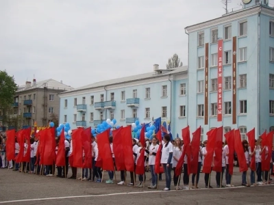 День победы в Новозыбковском благочинии: 9 мая, в день 70-тетия Победы в Великой Отечественной Войне, в городе Новозыбкове совершены Литургии, состоялся праздничный парад и прошли торжественные мероприятия