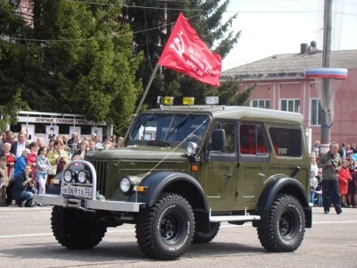 День победы в Новозыбковском благочинии: 9 мая, в день 70-тетия Победы в Великой Отечественной Войне, в городе Новозыбкове совершены Литургии, состоялся праздничный парад и прошли торжественные мероприятия