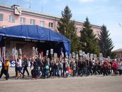 День победы в Новозыбковском благочинии: 9 мая, в день 70-тетия Победы в Великой Отечественной Войне, в городе Новозыбкове совершены Литургии, состоялся праздничный парад и прошли торжественные мероприятия