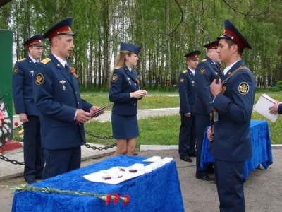 Присяга сотрудников внутренней службы СИЗО-2 города Новозыбкова: напутствие от священника