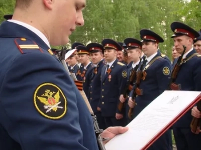 Присяга сотрудников внутренней службы СИЗО-2 города Новозыбкова: напутствие от священника