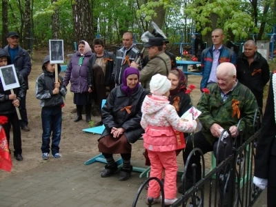 Все судьбы в единую слиты: жители села Крутоберезка Новозыбковского района почтили память своих защитников в годы Великой Отечественной Войны