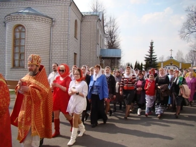 ХРИСТОС ВОСКРЕСЕ! Свет Христов просвещает всех! – в Новозыбковском благочинии встретили Благодатный Огонь