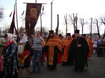 ХРИСТОС ВОСКРЕСЕ! Свет Христов просвещает всех! – в Новозыбковском благочинии встретили Благодатный Огонь