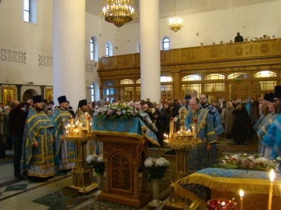 В праздник Сретения Господня впервые состоялся Съезд Православной молодежи Брянской Митрополии, в работе которого принял участие молодежный актив Новозыбковского благочиния – клуб «Катехумен»