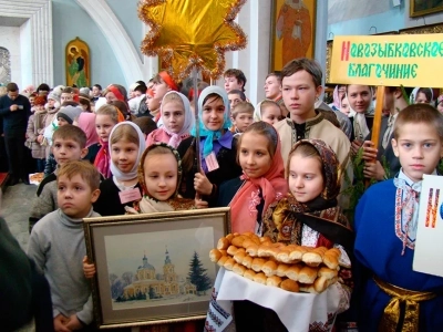 Рождественская Митрополичья елка в столице Белоруссии приняла гостей из Новозыбкова