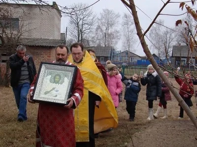 Несколько тысяч человек собралось на молитву в Новозыбковском благочинии у ковчега с частицей мощей святого Пророка, Предтечи и Крестителя Господня Иоанна