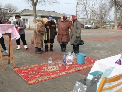 Несколько тысяч человек собралось на молитву в Новозыбковском благочинии у ковчега с частицей мощей святого Пророка, Предтечи и Крестителя Господня Иоанна