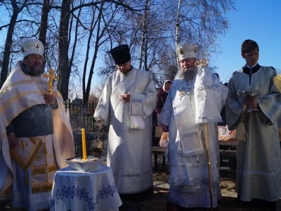 "Поминайте наставников ваших... " Евр. 13:7) : Поминальное Богослужение в храме в честь Сретения Господня г. Трубчевска