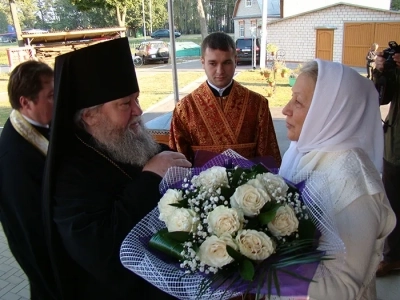 И в честь Архангела Небес, Архистратига Михаила Собор на Красной носит крест. Престольный праздник Соборного храма Новозыбковского благочиния.