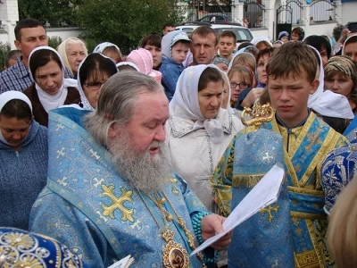 Радость торжества Успения Пресвятой Богородицы Епископ Клинцовский Сергий разделил с духовенством Епархии в п.г.т. Климово