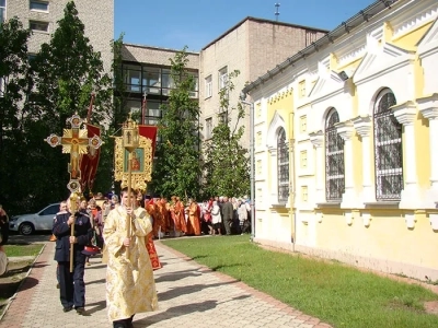 В Клинцовской Епархии открылись торжества, посвященные 700-летию со дня рождения Преподобного Сергия Радонежского: в честь святого заложен храм в Кафедральном граде