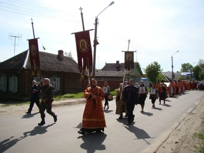 В Клинцовской Епархии открылись торжества, посвященные 700-летию со дня рождения Преподобного Сергия Радонежского: в честь святого заложен храм в Кафедральном граде