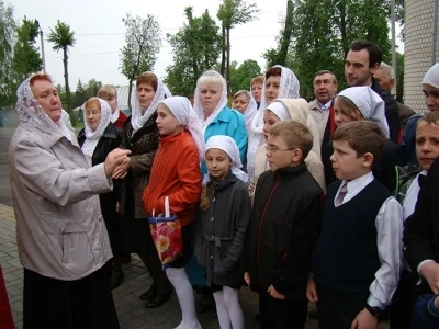 В Неделю святых Жен-Мироносиц Епископ Клинцовский и Трубчевский Сергий совершил Божественную литургию в Новозыбковском благочинии