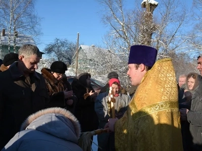 «Сам убо, Человеколюбче Царю, прииди и ныне наитием Святаго Твоего Духа и освяти воду сию» - (Чинопоследование Великаго освящения воды в Богоявление): Крещение Господне 2014 года в Новозыбковском благочинии