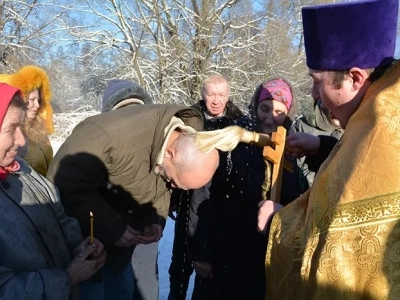 «Сам убо, Человеколюбче Царю, прииди и ныне наитием Святаго Твоего Духа и освяти воду сию» - (Чинопоследование Великаго освящения воды в Богоявление): Крещение Господне 2014 года в Новозыбковском благочинии