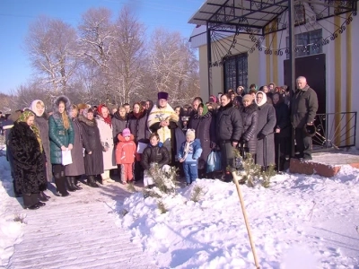 «Сам убо, Человеколюбче Царю, прииди и ныне наитием Святаго Твоего Духа и освяти воду сию» - (Чинопоследование Великаго освящения воды в Богоявление): Крещение Господне 2014 года в Новозыбковском благочинии