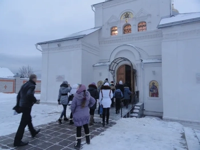 Школьники-паломники: Состоялась паломническая поездка учащих и учащихся школ Новозыбковского района к святыням града Брянска