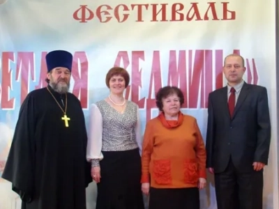 «СВЕТЛАЯ СЕДМИЦА»: Пасхальный фестиваль Воскресных школ Новозыбковского благочиния и детских творческих коллективов города Новозыбкова прошел на площадке Детской музыкальной школы