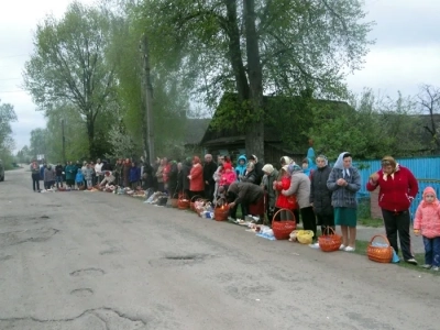 ХРИСТОС ВОСКРЕСЕ! Освящение пасхальных приношений совершено в селах Новозыбковского района