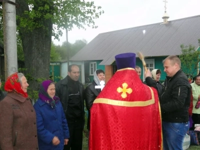 ХРИСТОС ВОСКРЕСЕ! Освящение пасхальных приношений совершено в селах Новозыбковского района