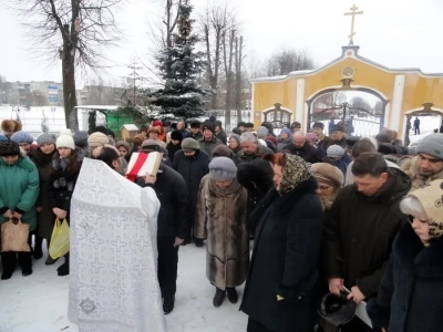 «Сам убо, Человеколюбче Царю, прииди и ныне наитием Святаго Твоего Духа и освяти воду сию» - (Чинопоследование Великаго освящения воды в Богоявление): Крещение Господне 2013 года в Новозыбковском благочинии