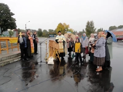 «Еще молимся о граде сем…и о всех верою живущих в нем ! » В День города Новозыбкова совершена молитва у Стелы отцам-основателям города