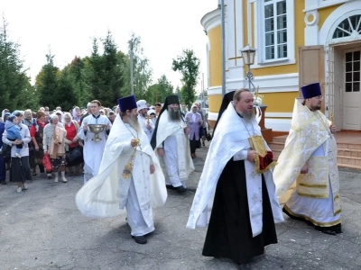 Воспоминание чуда Архистратига Михаила в Хонех: Престольный праздник Соборного Храма Новозыбковского благочиния Брянской Епархии