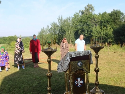 Молитва о возрождении святыни: вторая Божественная литургия за почти 100 лет совершена в селе Новое Место Новозыбковского благочиния