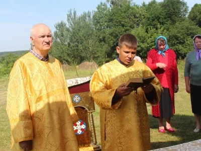 Молитва о возрождении святыни: вторая Божественная литургия за почти 100 лет совершена в селе Новое Место Новозыбковского благочиния