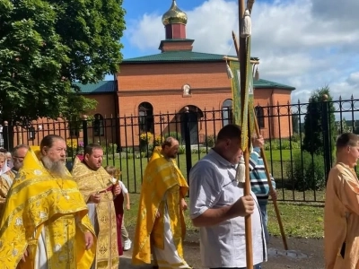 В День Крещения Руси в пгт Красная Гора совершено соборное торжественное Богослужение