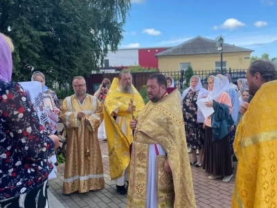 В День Крещения Руси в пгт Красная Гора совершено соборное торжественное Богослужение