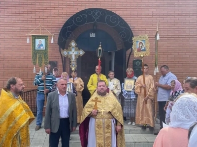 В День Крещения Руси в пгт Красная Гора совершено соборное торжественное Богослужение