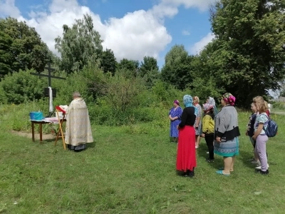 В День Крещения Руси в селе Катичи совершена молитва о воссоздании поруганного храма