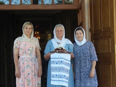 Архиерейское богослужение в Соборном храме Новозыбковского благочиния совершено в день чествования иконе Божией Матери