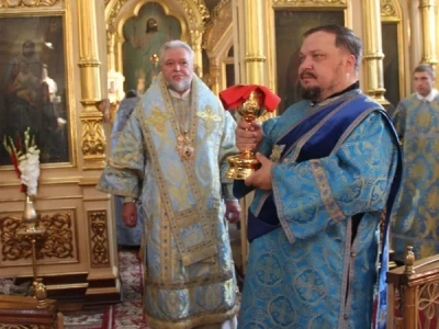 Архиерейское богослужение в Соборном храме Новозыбковского благочиния совершено в день чествования иконе Божией Матери