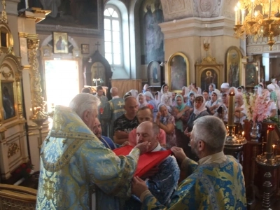 Архиерейское богослужение в Соборном храме Новозыбковского благочиния совершено в день чествования иконе Божией Матери