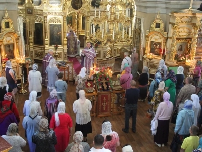 Сладкий праздник: Медовый спас в Новозыбковском благочинии