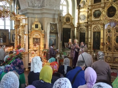 Сладкий праздник: Медовый спас в Новозыбковском благочинии