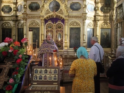 Сладкий праздник: Медовый спас в Новозыбковском благочинии