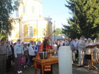 Правящий Архиерей возглавил престольное торжество в храме в честь Чуда Архистратига Михаила в Хонех города Новозыбкова