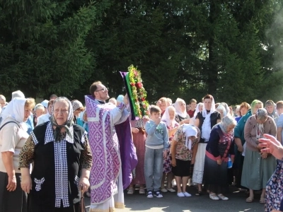 Сладкий праздник: Медовый спас в Новозыбковском благочинии